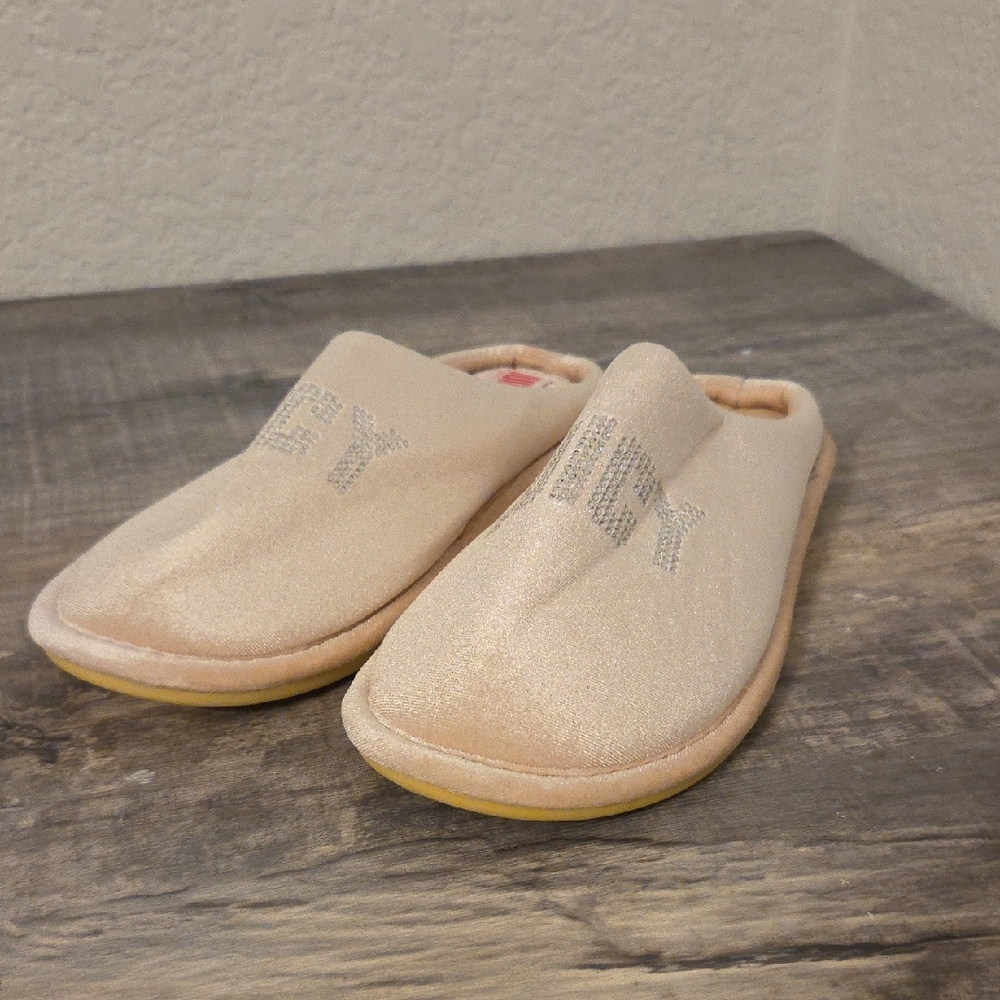 Juicy Couture Women's Tan Slippers
